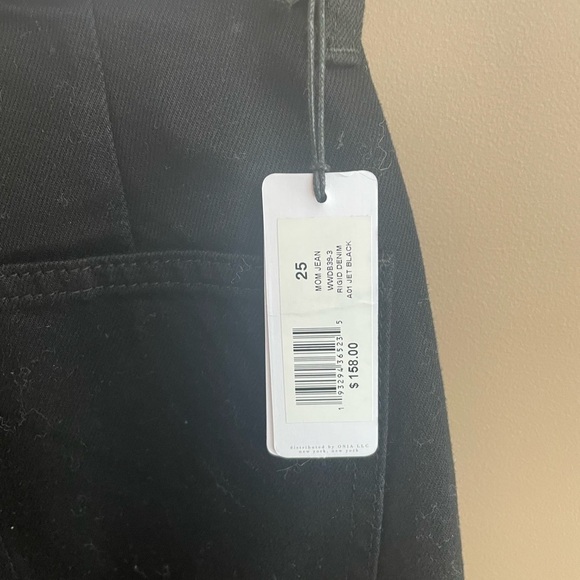 NWT WeWoreWhat Mom Rigid Denim Jeans in Jet Black Size 25 - Picture 5 of 8